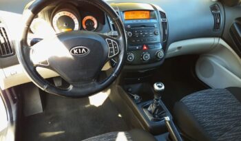 Kia ProCeed 1.6 CVVT LX full
