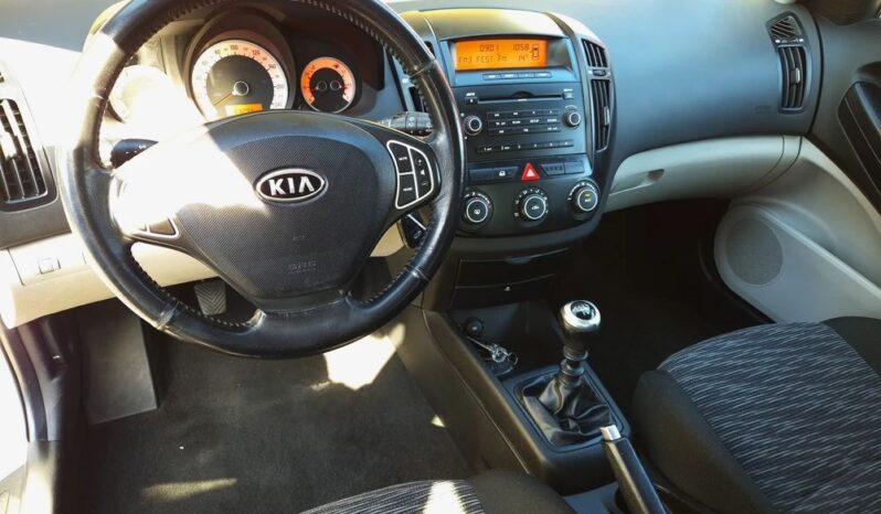 Kia ProCeed 1.6 CVVT LX full