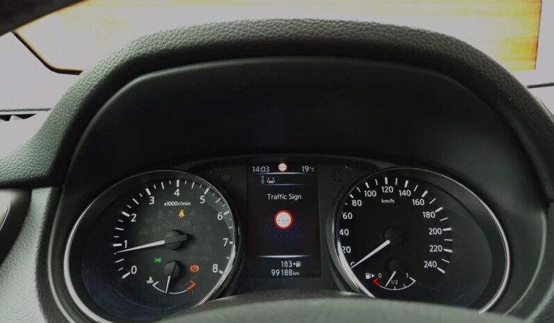 Nissan Qashqai full