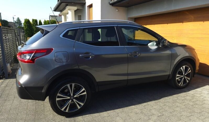 Nissan Qashqai full