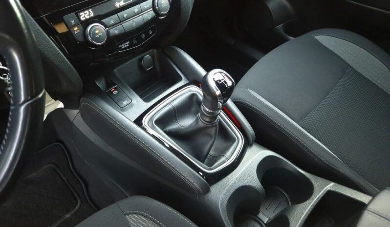 Nissan Qashqai full