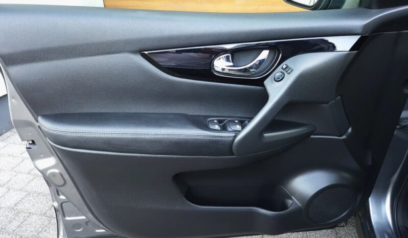 Nissan Qashqai full