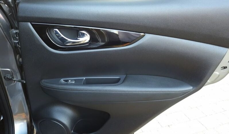 Nissan Qashqai full