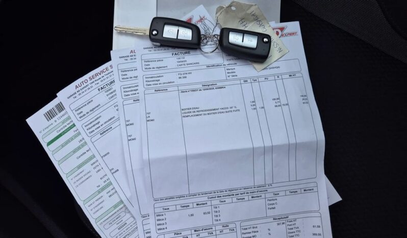 Nissan Qashqai full