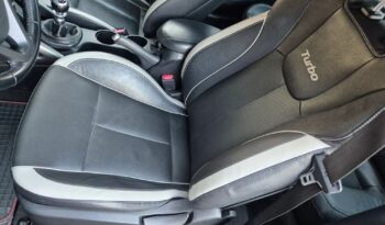 Hyundai Veloster full