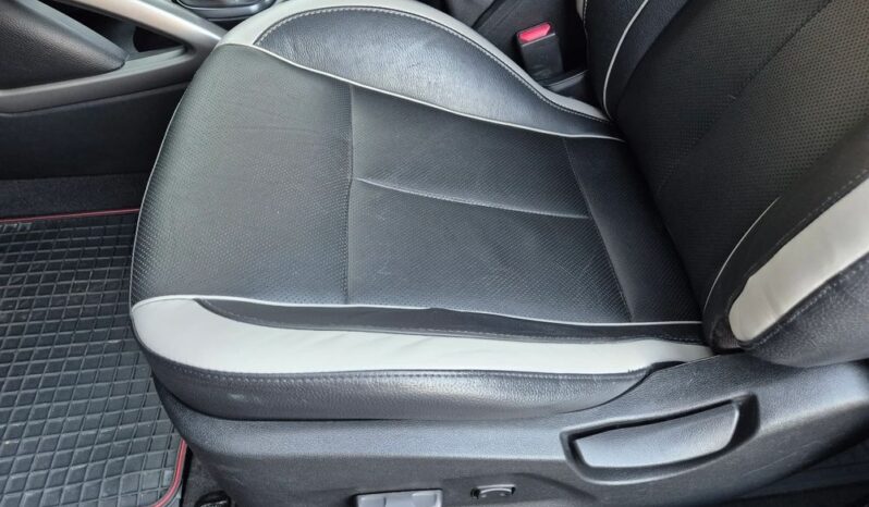 Hyundai Veloster full
