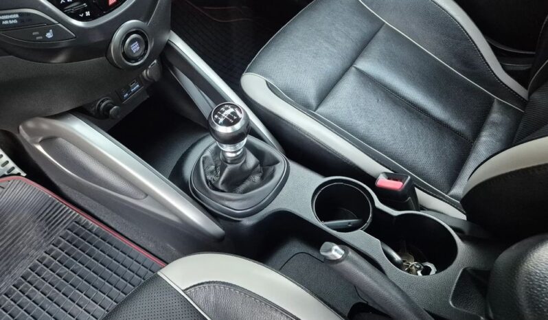 Hyundai Veloster full
