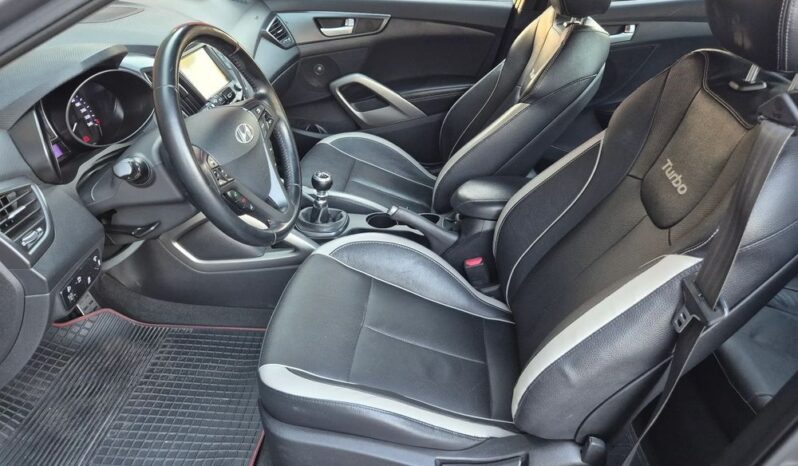 Hyundai Veloster full