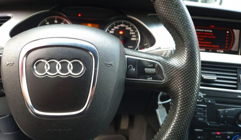 Audi A4 Avant full