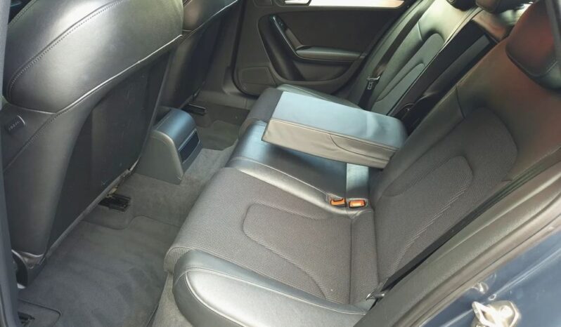 Audi A4 Avant full