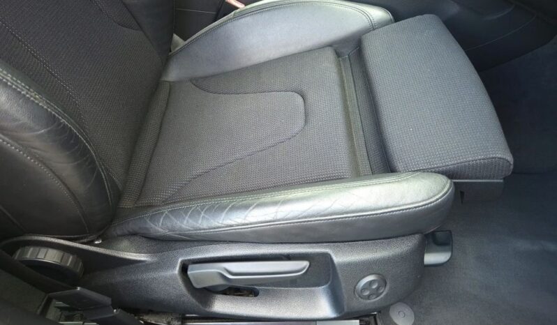 Audi A4 Avant full