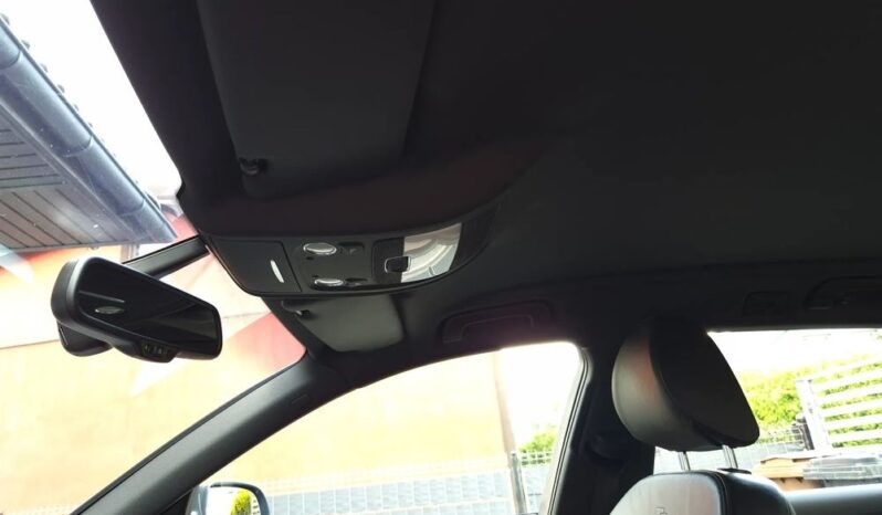 Audi A4 Avant full