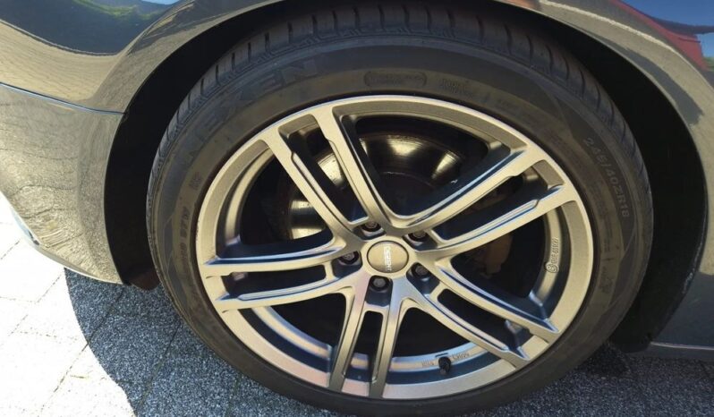 Audi A4 Avant full