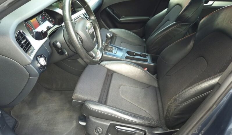 Audi A4 Avant full
