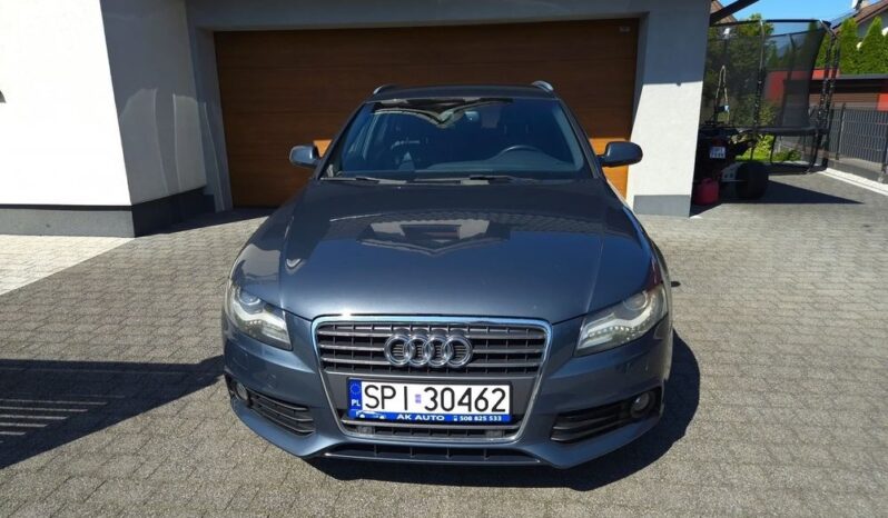 Audi A4 Avant full